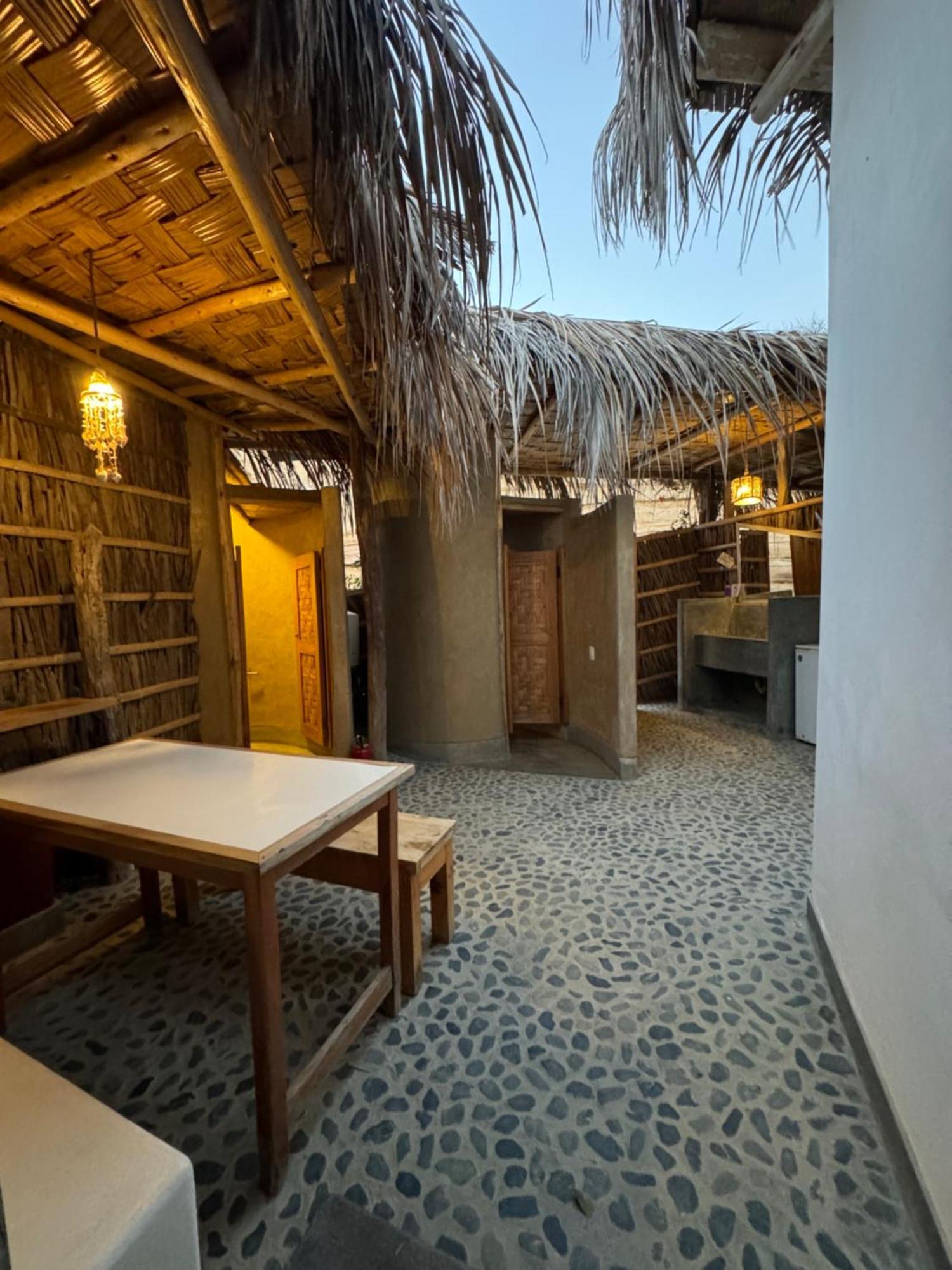 Pirámide Títi Hotel Los Órganos Exterior foto